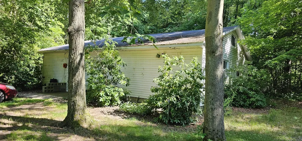5780 104th Avenue Lee Township MI 49056