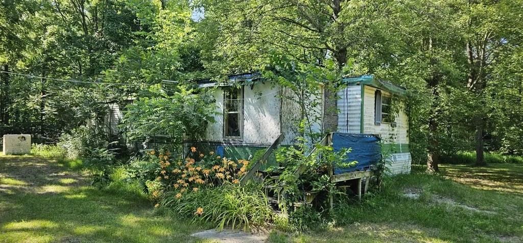 5780 104th Avenue Lee Township MI 49056