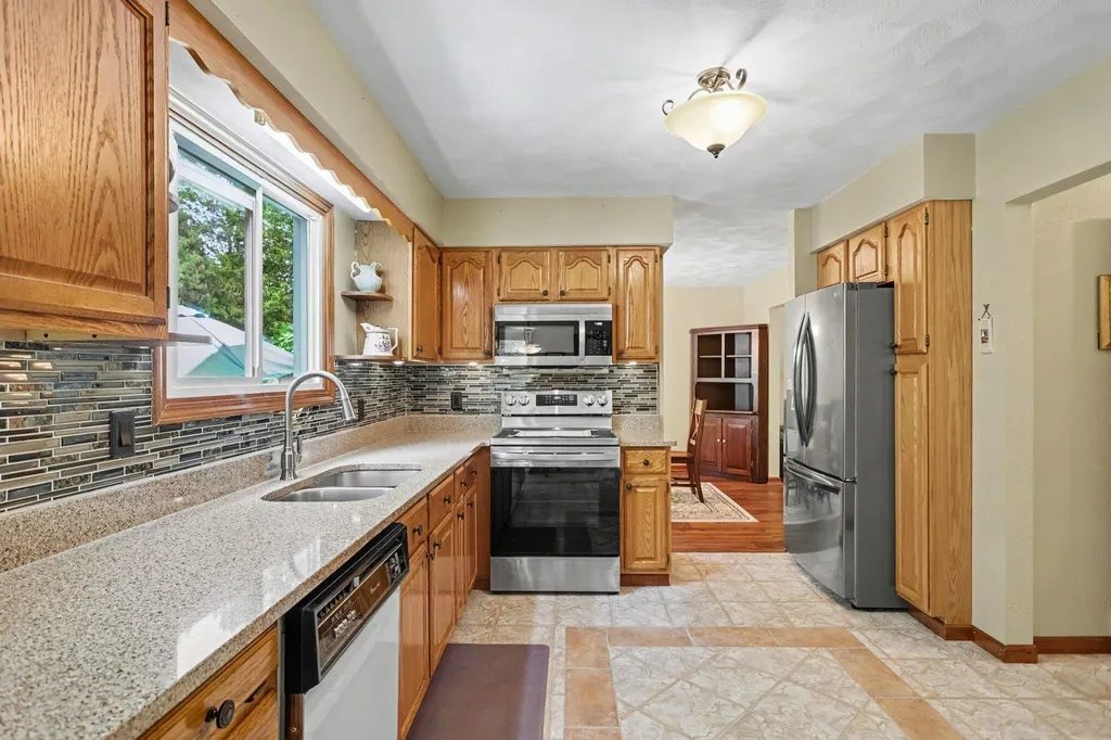 141 Rosewood Trail Battle Creek City MI 49014