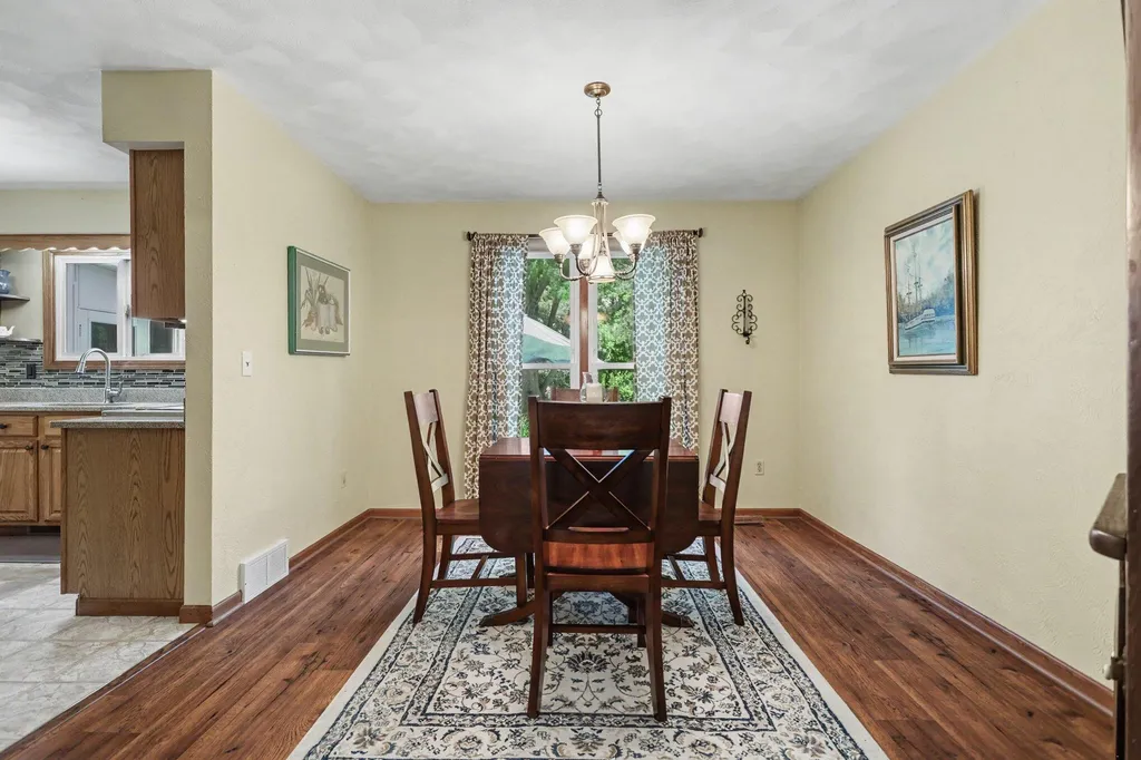 141 Rosewood Trail Battle Creek City MI 49014