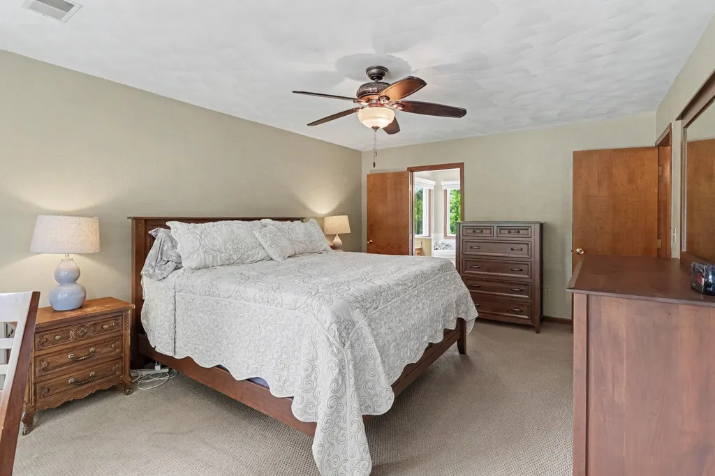 141 Rosewood Trail Battle Creek City MI 49014