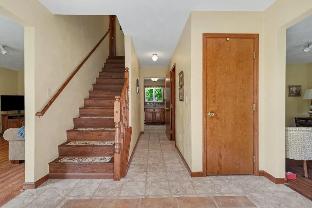 141 Rosewood Trail Battle Creek City MI 49014