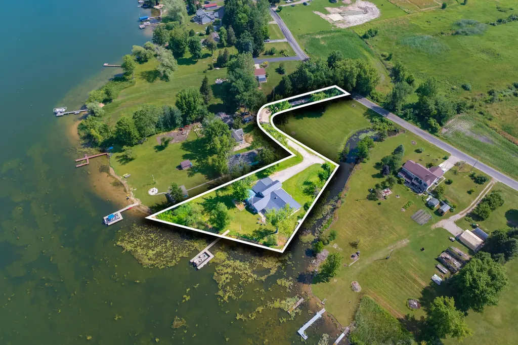 48930 68th Street Hartford Township MI 49057
