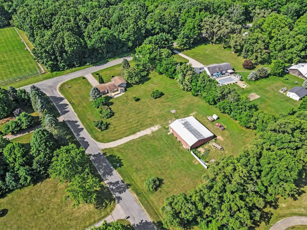 34792 Mill Lake Road Bloomingdale Township MI 49055