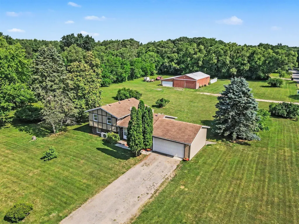 34792 Mill Lake Road Bloomingdale Township MI 49055