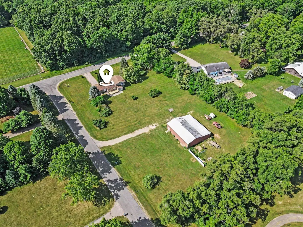 34792 Mill Lake Road Bloomingdale Township MI 49055