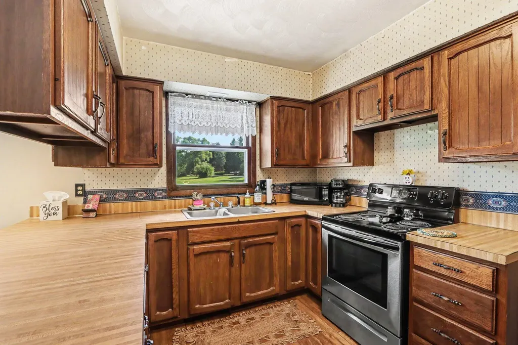 34792 Mill Lake Road Bloomingdale Township MI 49055