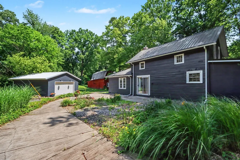 24254 80th Avenue Porter Township MI 49065