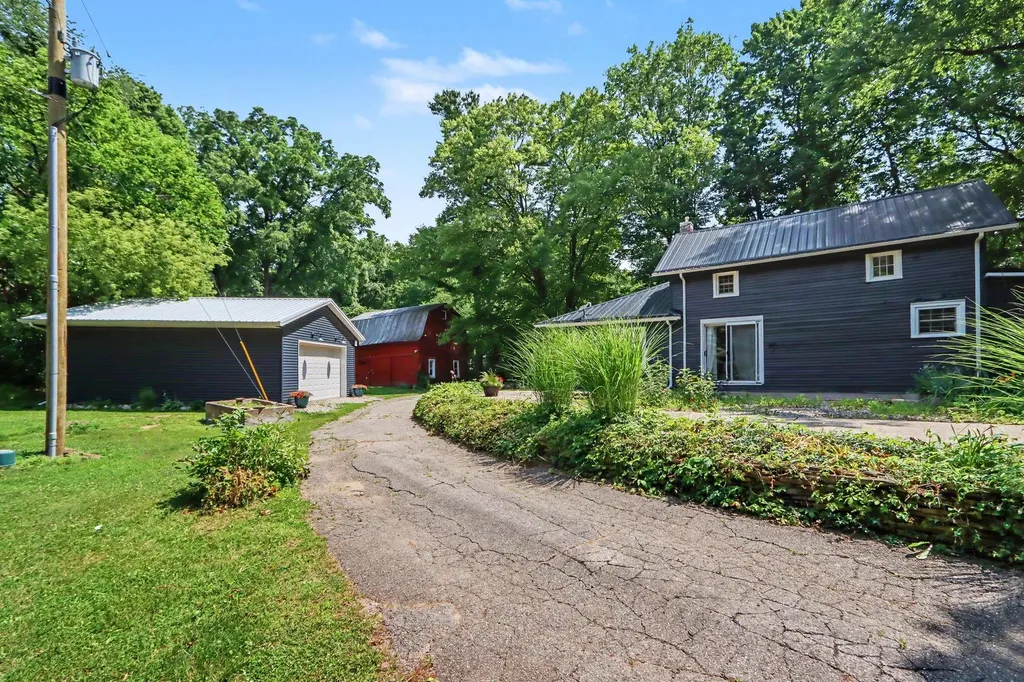 24254 80th Avenue Porter Township MI 49065