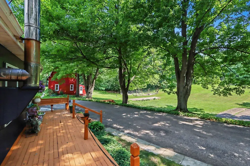 24254 80th Avenue Porter Township MI 49065