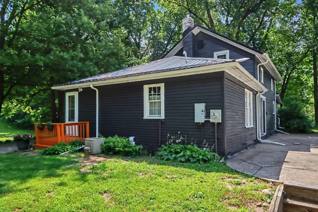 24254 80th Avenue Porter Township MI 49065