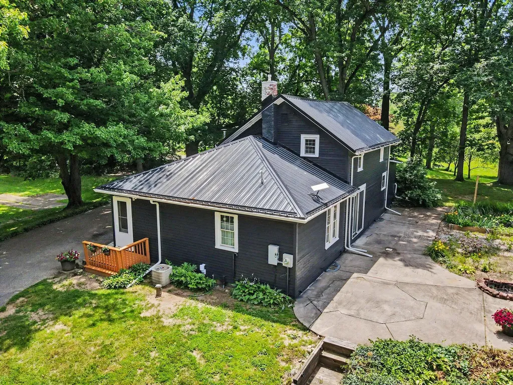 24254 80th Avenue Porter Township MI 49065