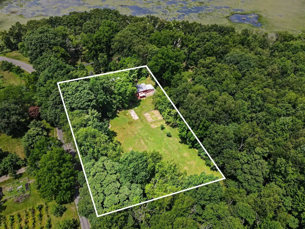 24254 80th Avenue Porter Township MI 49065