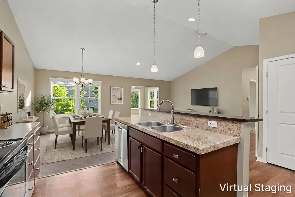 1358 S Village Circle Oshtemo Charter Township MI 49009