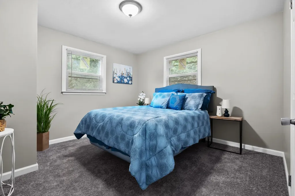 1301 Colgrove Avenue Kalamazoo Charter Township MI 49048
