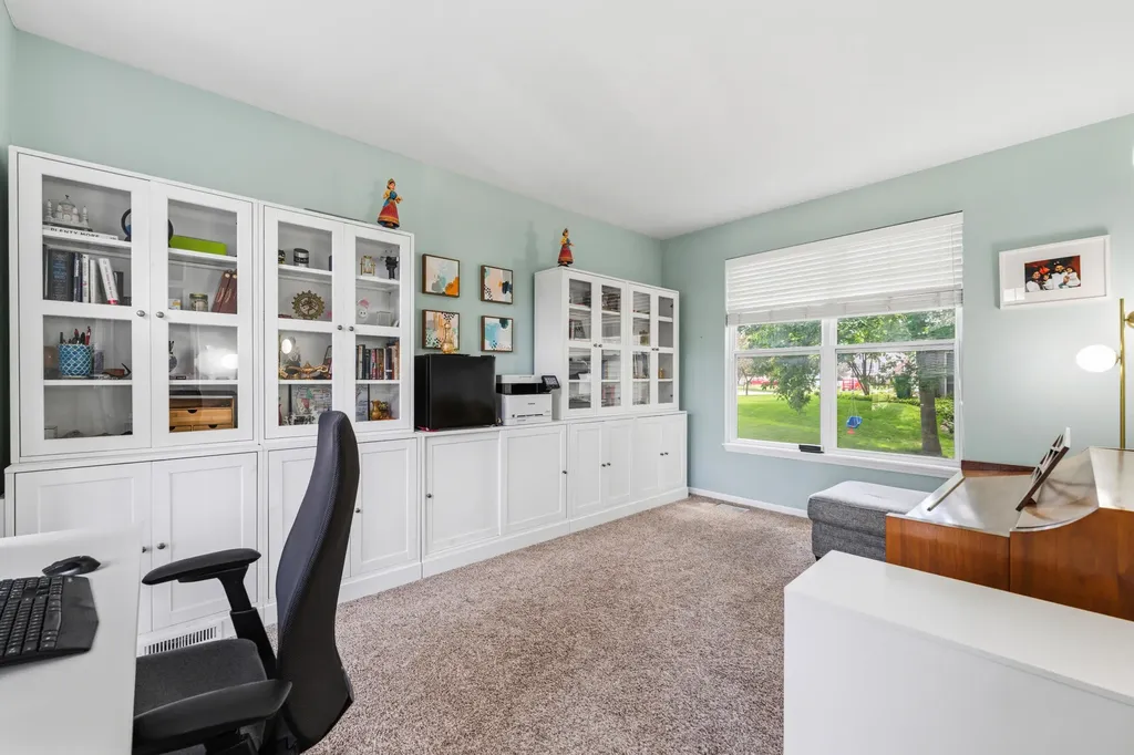9860 Chambray Street Portage City MI 49002