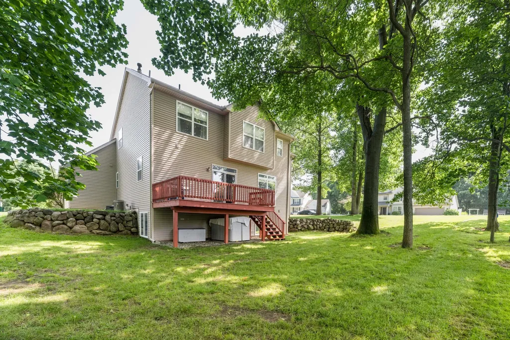 9860 Chambray Street Portage City MI 49002