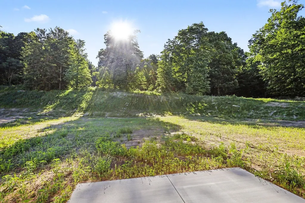 7642 Cinnamon Woods Trail Cooper Charter Township MI 49004