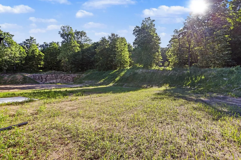 7642 Cinnamon Woods Trail Cooper Charter Township MI 49004