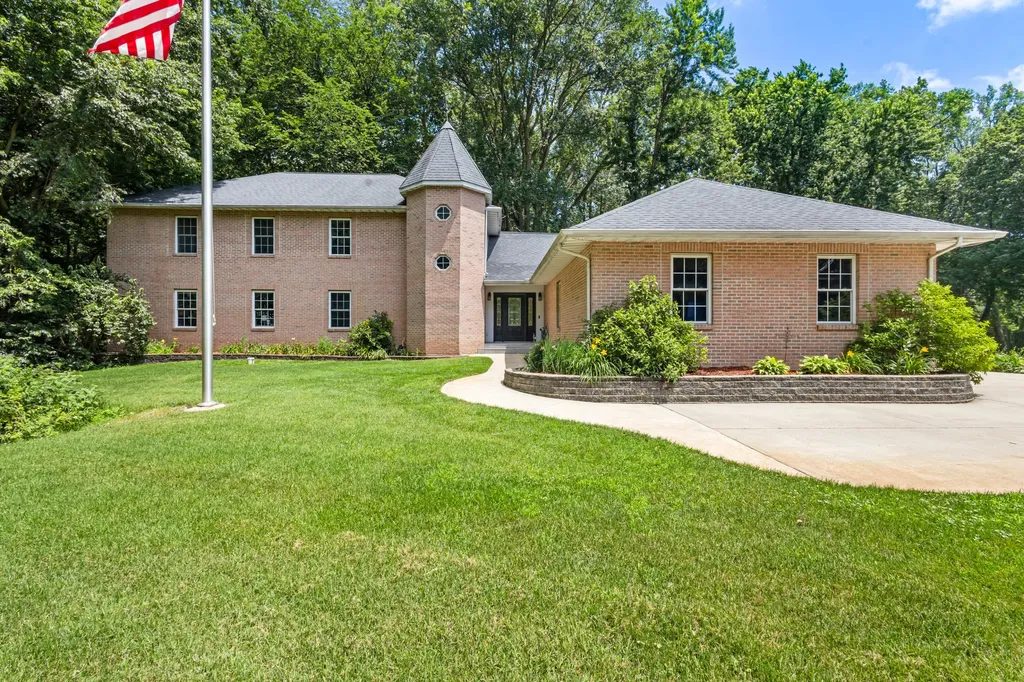 3439 Michael Lane Royalton Township MI 49085