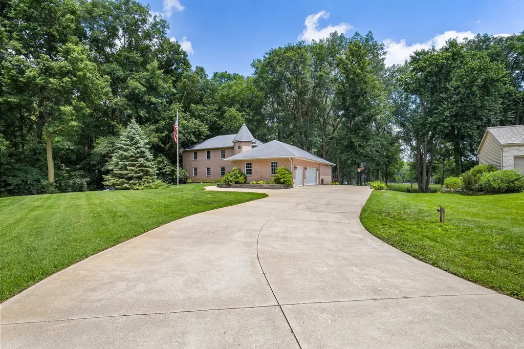 3439 Michael Lane Royalton Township MI 49085