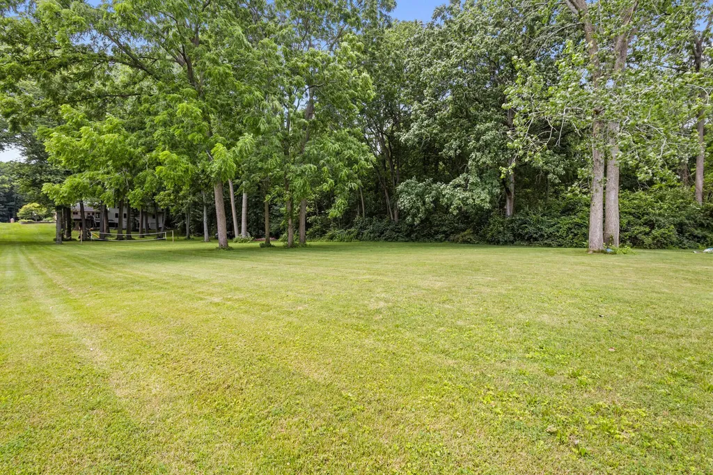 3439 Michael Lane Royalton Township MI 49085