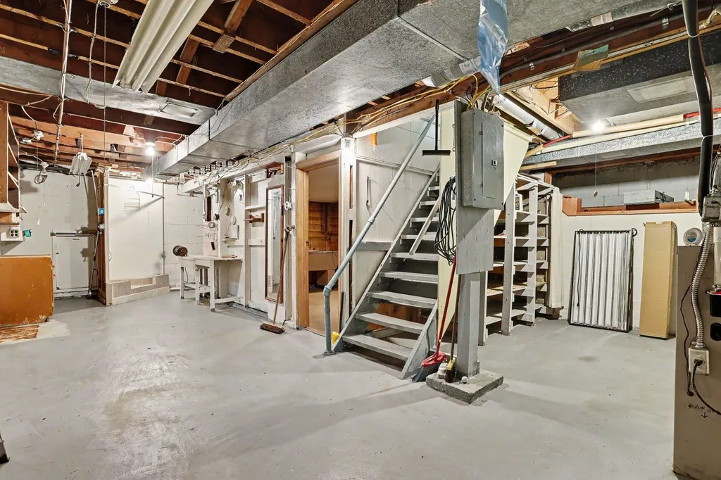 6439 Oakland Drive Portage City MI 49024