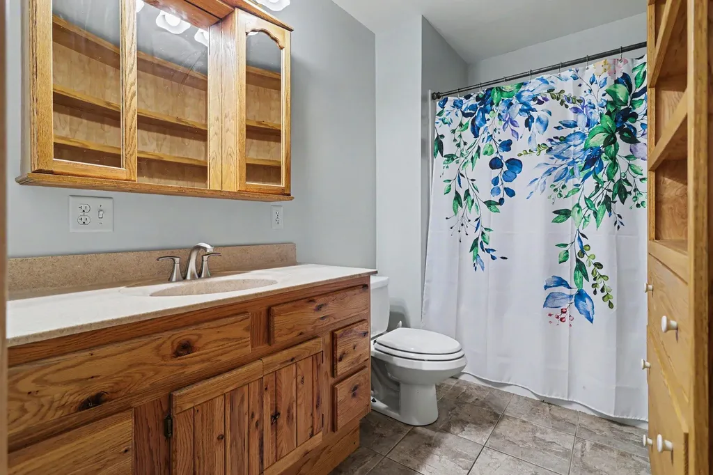 9411 Evart Road Maple Grove Township MI 49073