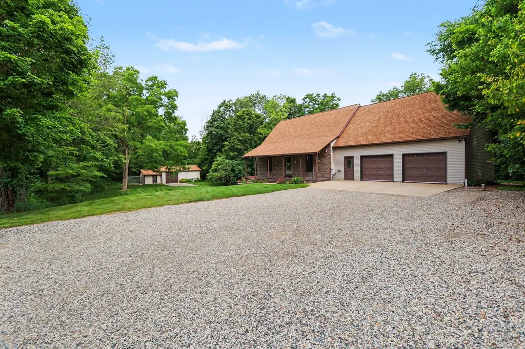9411 Evart Road Maple Grove Township MI 49073