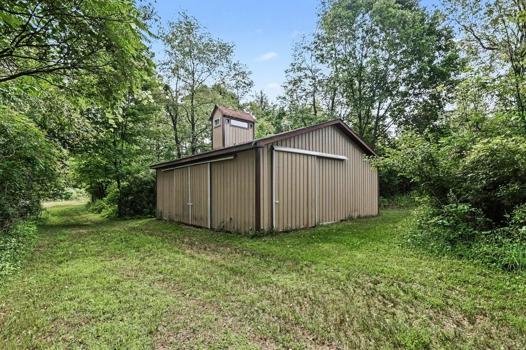 9411 Evart Road Maple Grove Township MI 49073