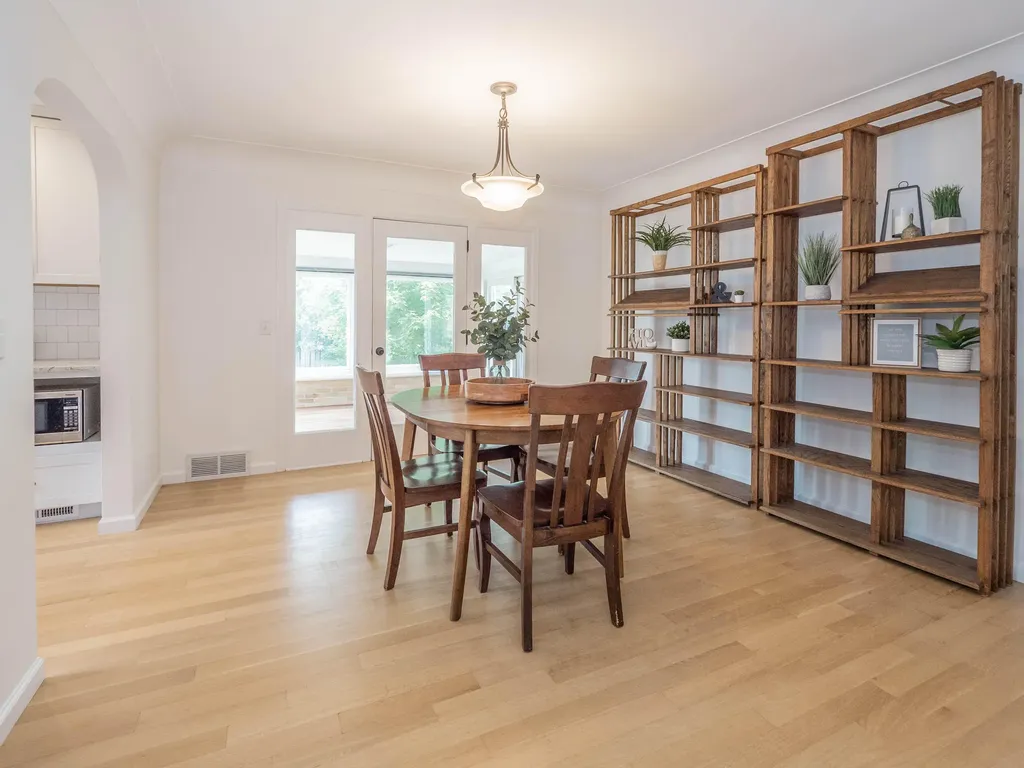 2514 Glenwood Drive Kalamazoo City MI 49008