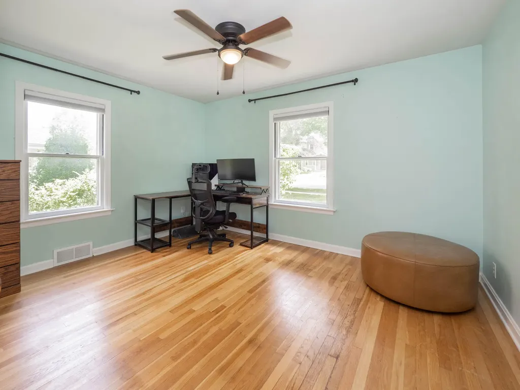 2514 Glenwood Drive Kalamazoo City MI 49008