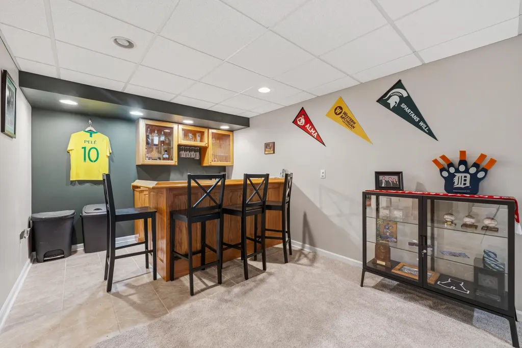 6430 Breckenridge Drive Oshtemo Charter Township MI 49009