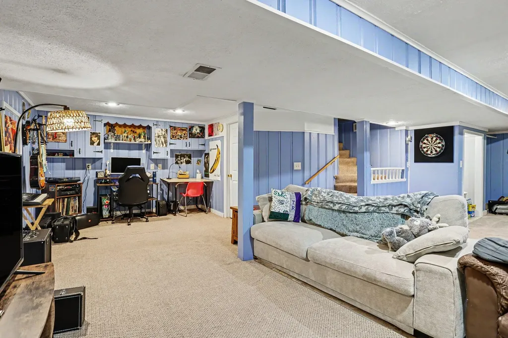 16596 Morris Avenue Lockport Township MI 49093