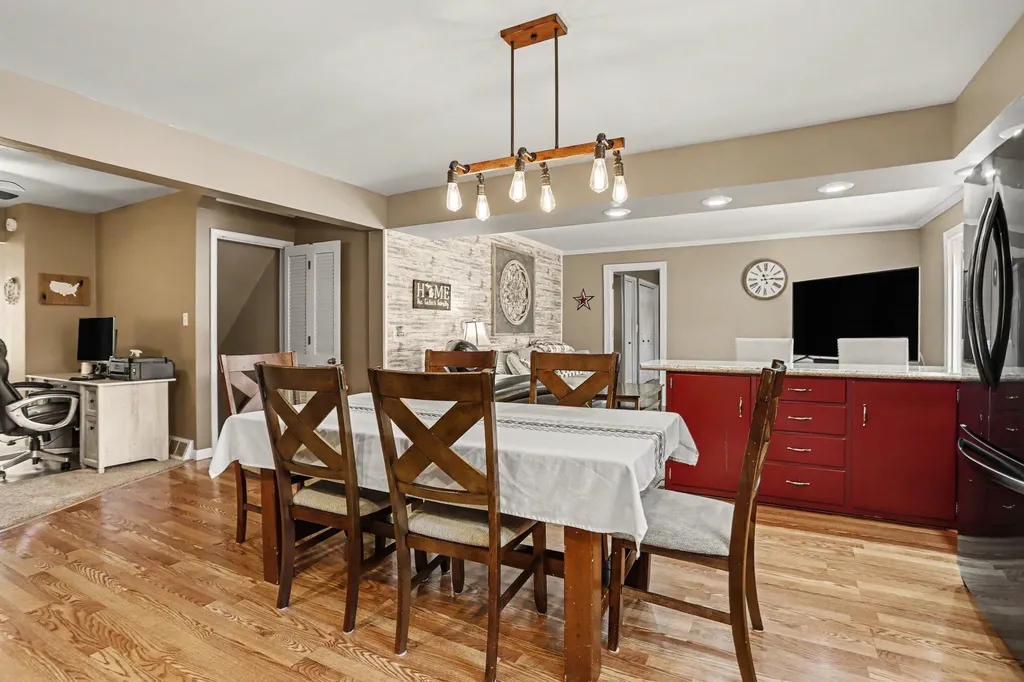 16596 Morris Avenue Lockport Township MI 49093