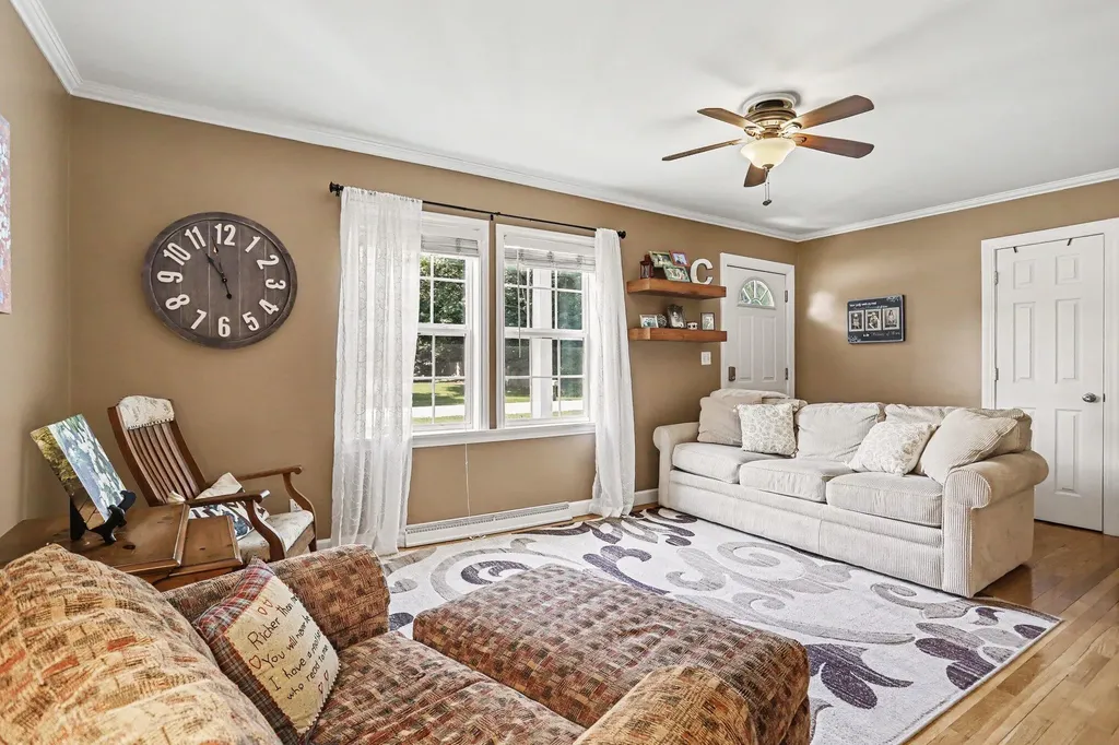 16596 Morris Avenue Lockport Township MI 49093