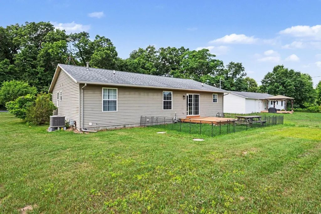 61117 County Road 653 Antwerp Township MI 49079