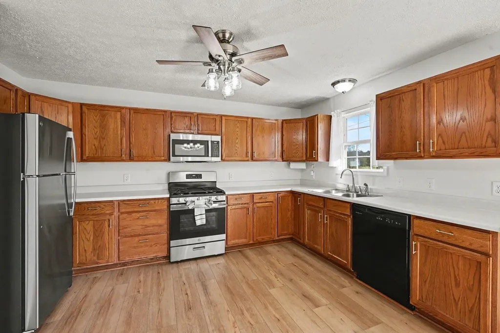 61117 County Road 653 Antwerp Township MI 49079