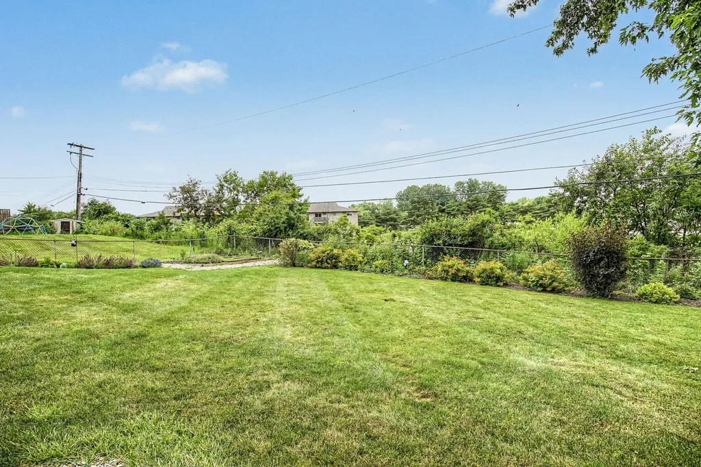 513 Stone Ridge Drive Delta Charter Township MI 48917