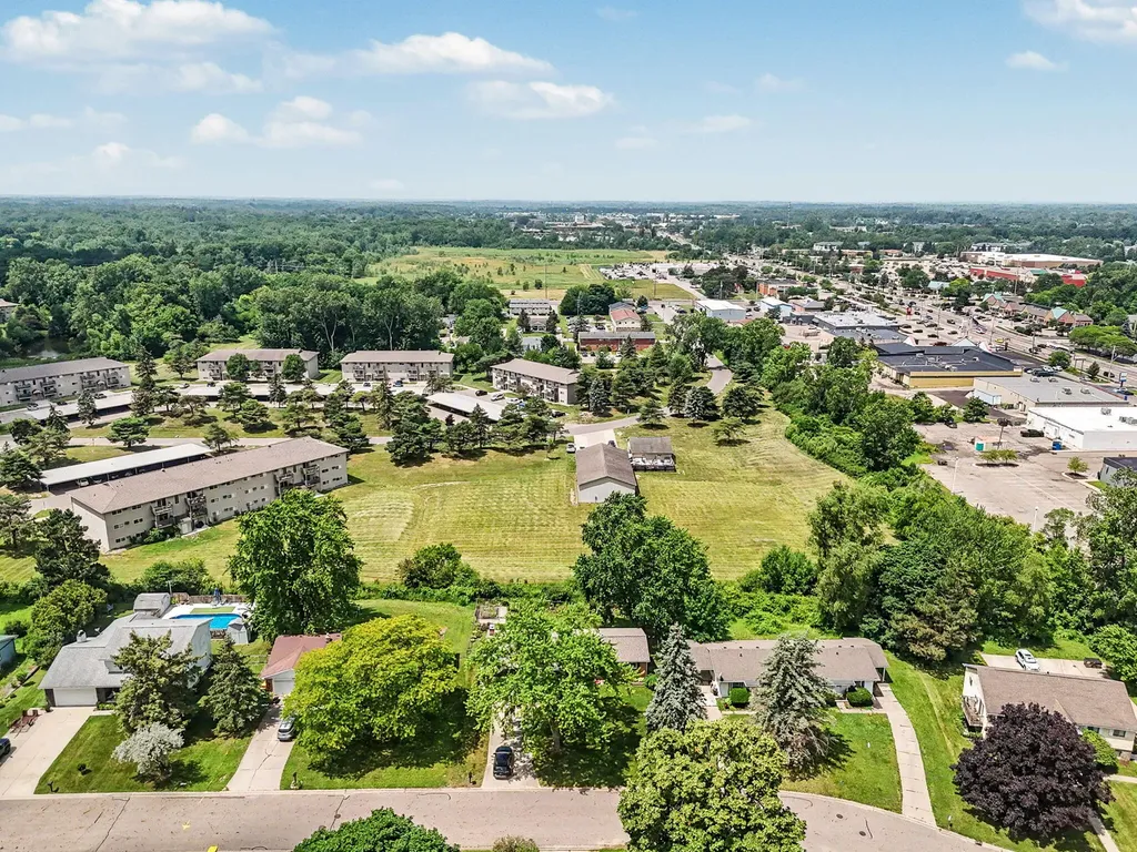 513 Stone Ridge Drive Delta Charter Township MI 48917