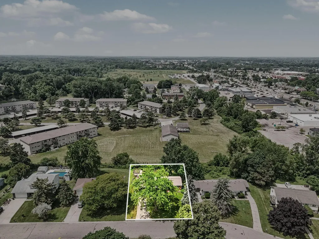 513 Stone Ridge Drive Delta Charter Township MI 48917