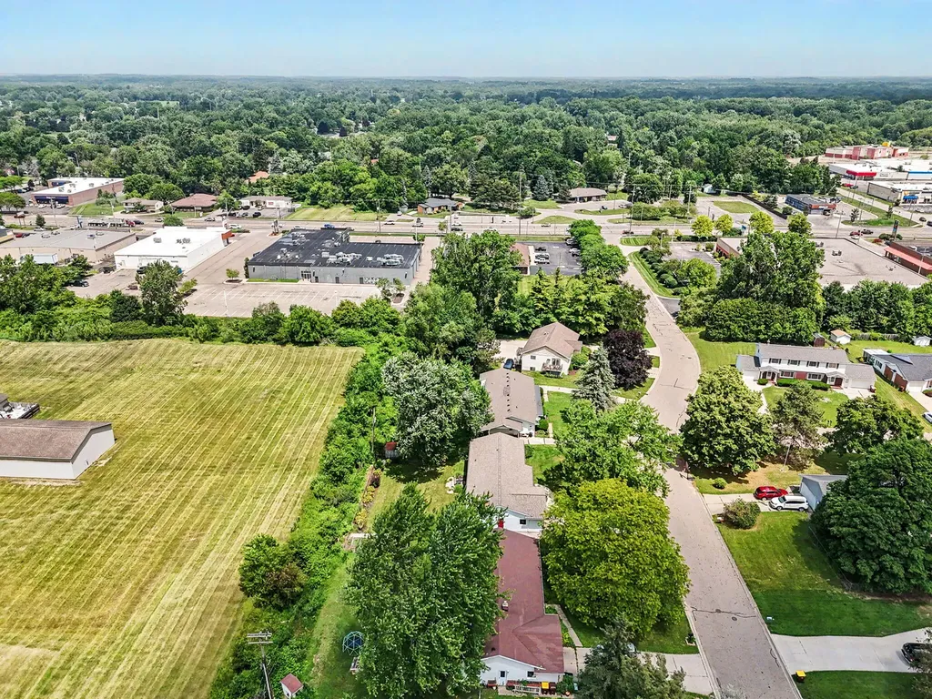 513 Stone Ridge Drive Delta Charter Township MI 48917