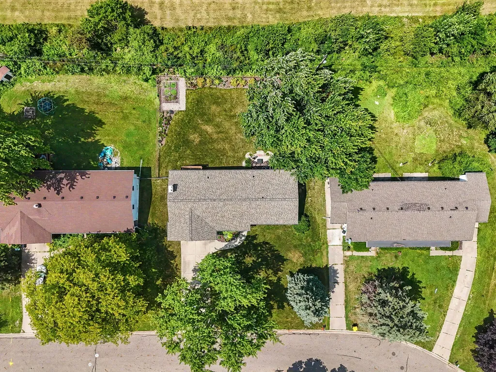 513 Stone Ridge Drive Delta Charter Township MI 48917