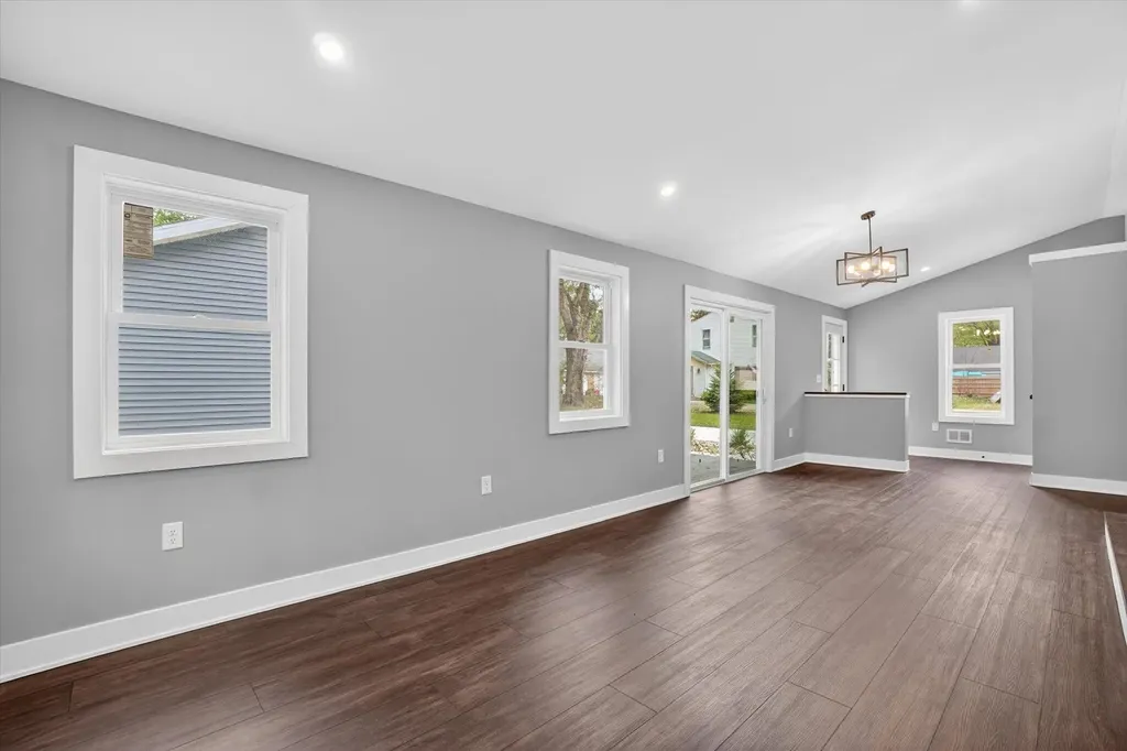 5581 E Main Street Comstock Charter Township MI 49048