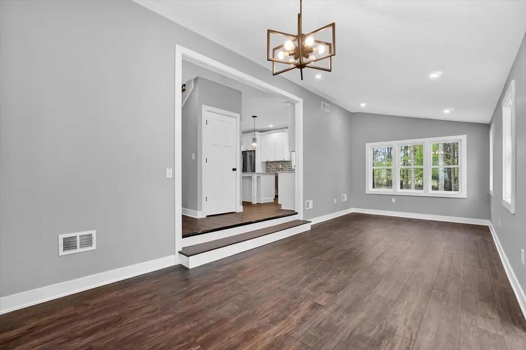 5581 E Main Street Comstock Charter Township MI 49048