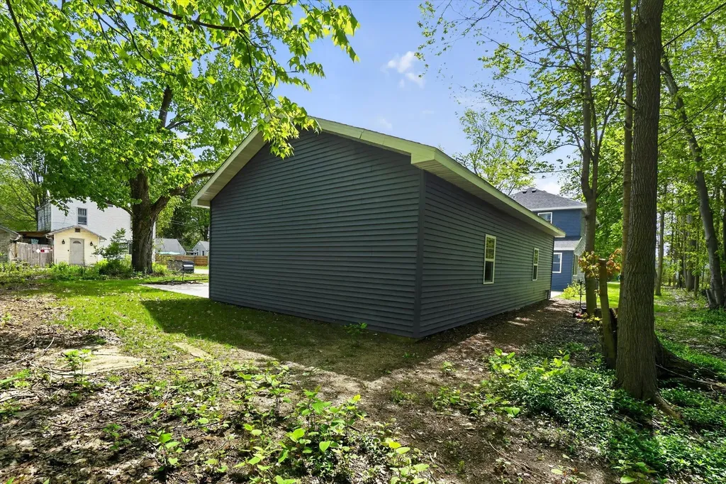 5581 E Main Street Comstock Charter Township MI 49048