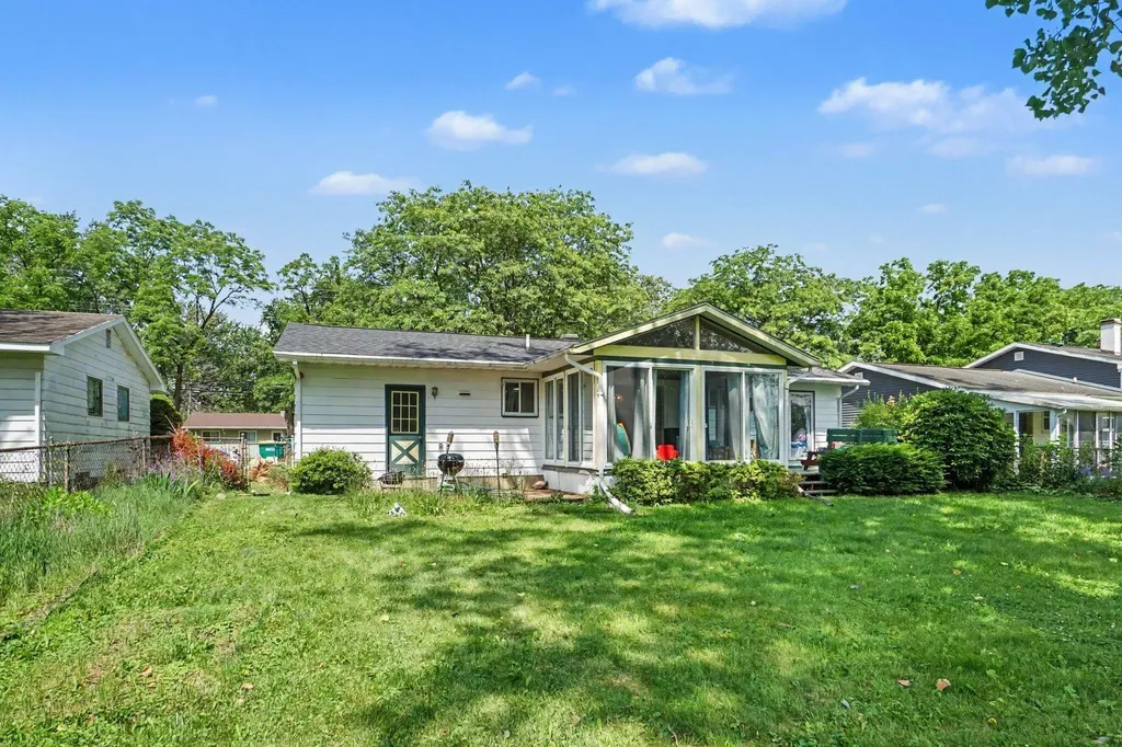 5641 Meredith Street Portage City MI 49002