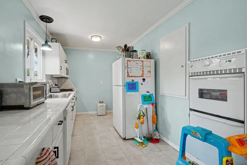 5641 Meredith Street Portage City MI 49002
