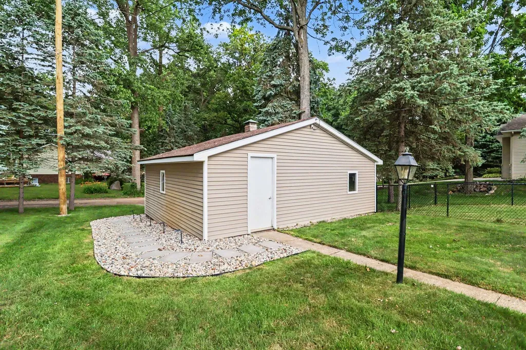 11197 Oak Drive Prairieville Township MI 49046