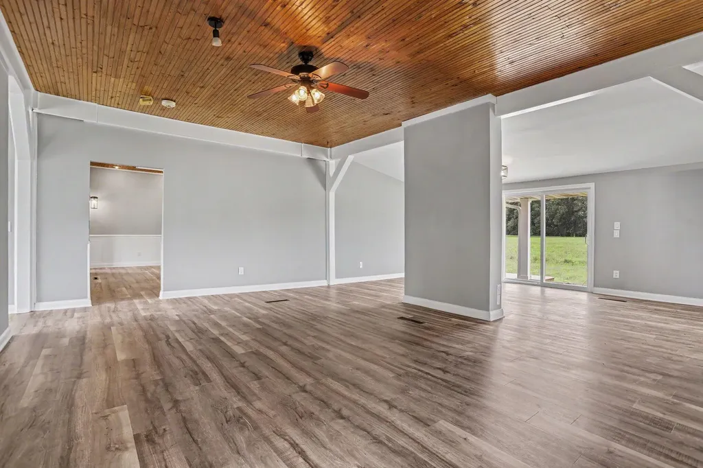 33594 M 60 Leonidas Township MI 49011